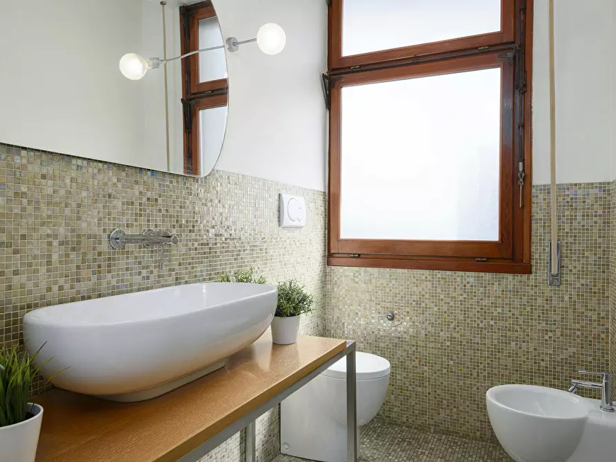 Immagine 9 di Camera in affitto  in Viale Francesco Redi a Firenze