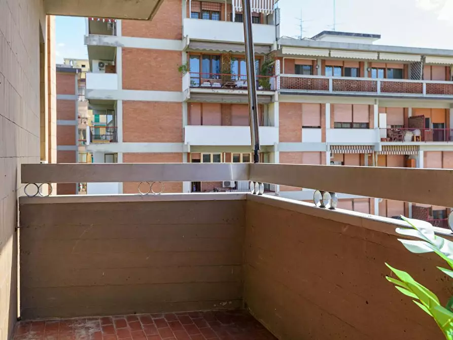 Immagine 8 di Camera in affitto  in Viale Francesco Redi a Firenze