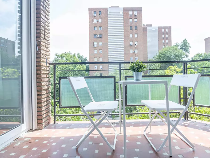 Immagine 7 di Camera in affitto  in Avinguda de la Plata a Valencia