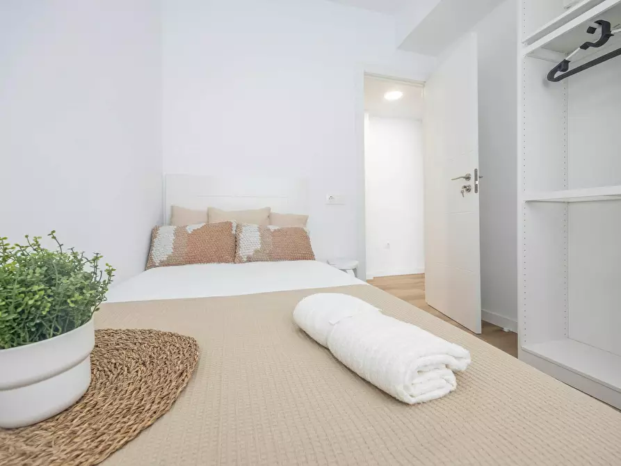 Immagine 2 di Camera in affitto  in Avinguda de la Plata a Valencia