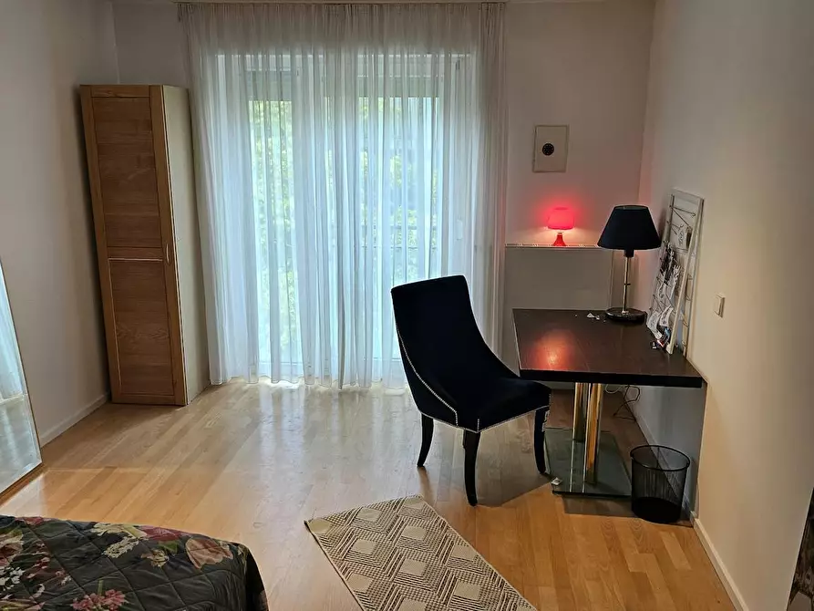 Immagine 8 di Appartamento in affitto  in Kantstraße a Berlin