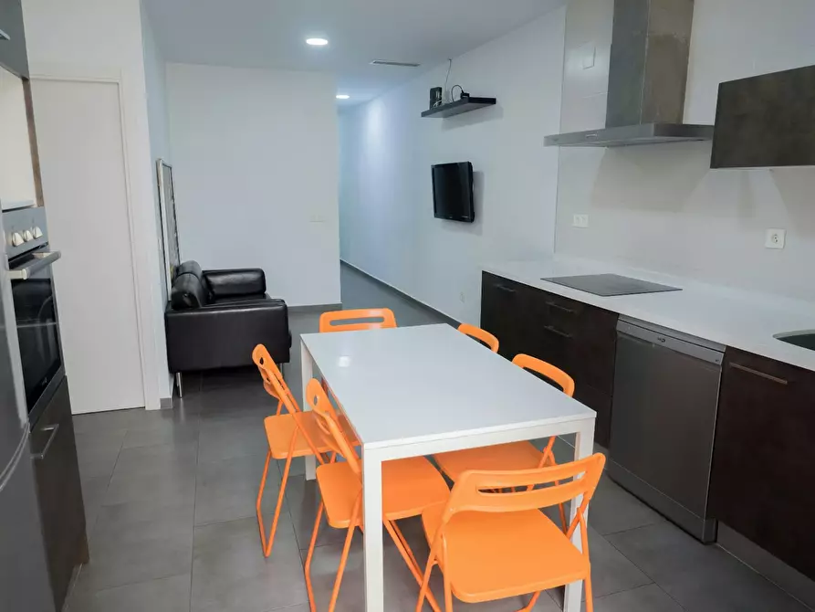 Immagine 7 di Camera in affitto  in Calle del Médico Pascual Pérez a Alicante/Alacant