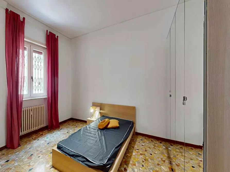 Immagine 1 di Camera in affitto  in Via Anco Marzio a Milano