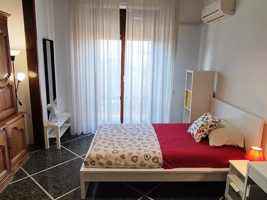 Immagine 2 di Camera in affitto  in Viale Fratelli Rosselli a Firenze