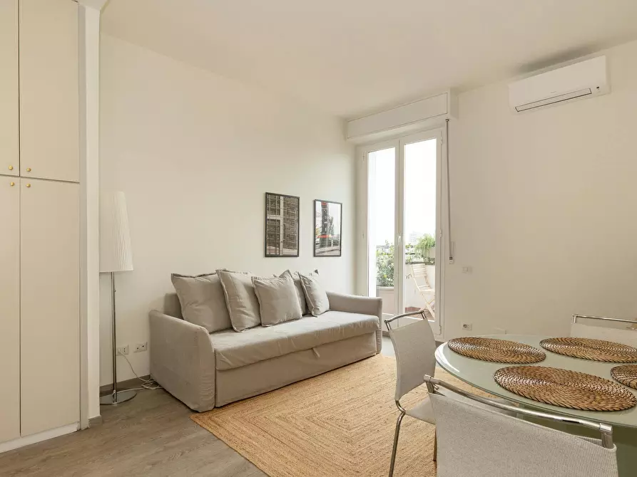 Immagine 3 di Appartamento in affitto  in Viale Isonzo a Milano