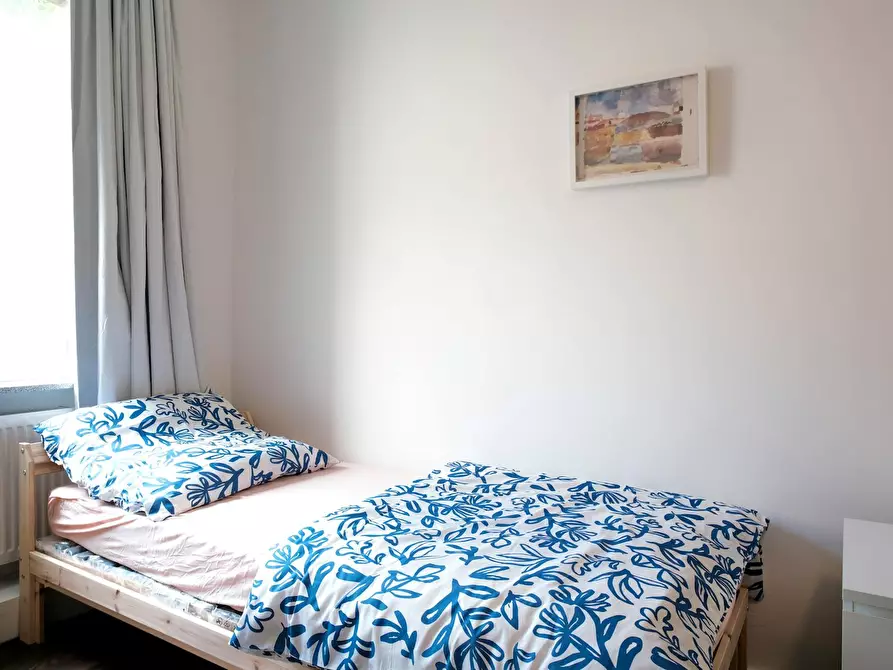 Immagine 1 di Camera condivisa in affitto  in Kurze Straße a Berlin