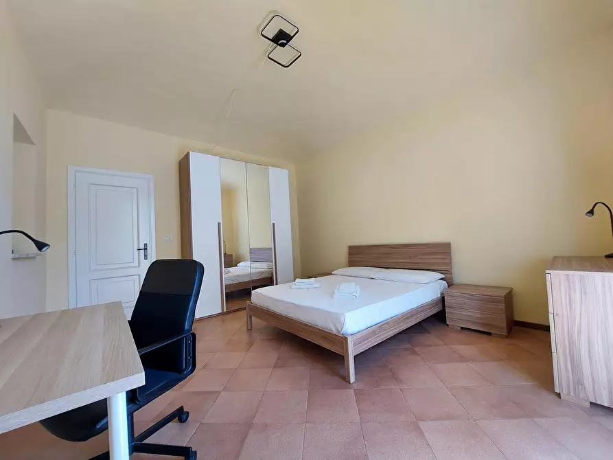 Immagine 2 di Camera in affitto  in Via Montemagno a Torino