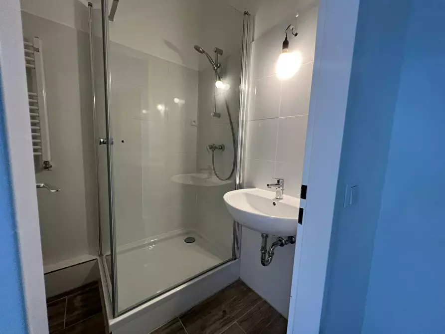Immagine 3 di Appartamento in affitto  in Keithstraße a Berlin