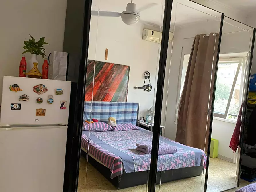 Immagine 2 di Camera in affitto  in Via Francesco Grimaldi a Roma