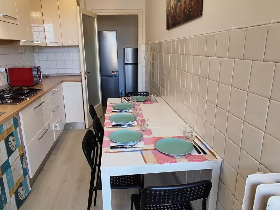 Immagine 10 di Camera in affitto  in Viale Fratelli Rosselli a Firenze