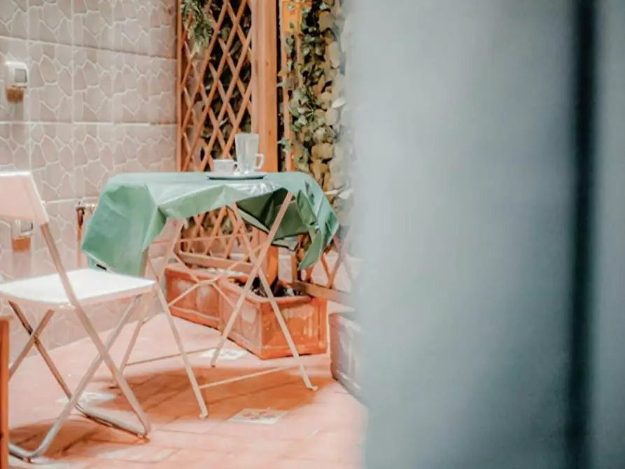 Immagine 2 di Camera in affitto  in Via Salvator Rosa a Napoli