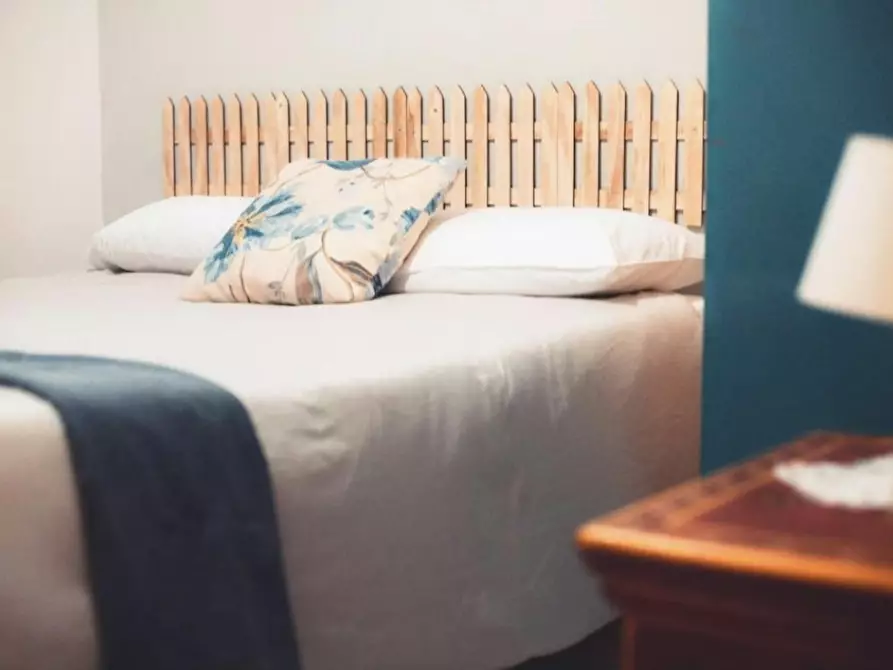 Immagine 3 di Camera in affitto  in Via Salvator Rosa a Napoli