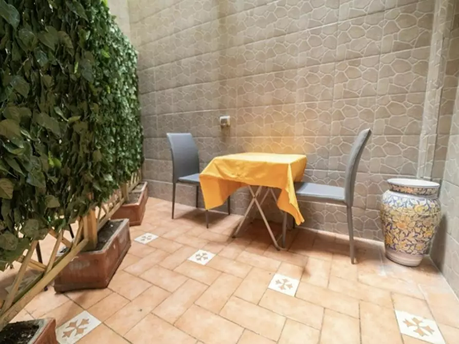 Immagine 2 di Camera in affitto  in Via Salvator Rosa a Napoli