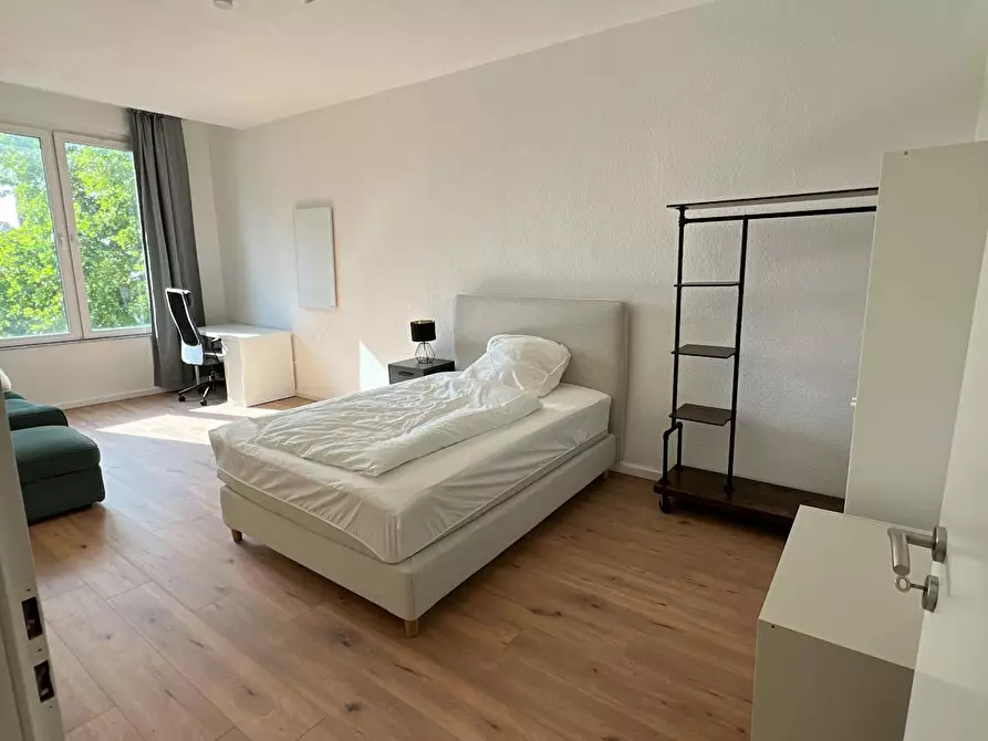 Immagine 1 di Camera in affitto  in Mettmanner Straße a Düsseldorf