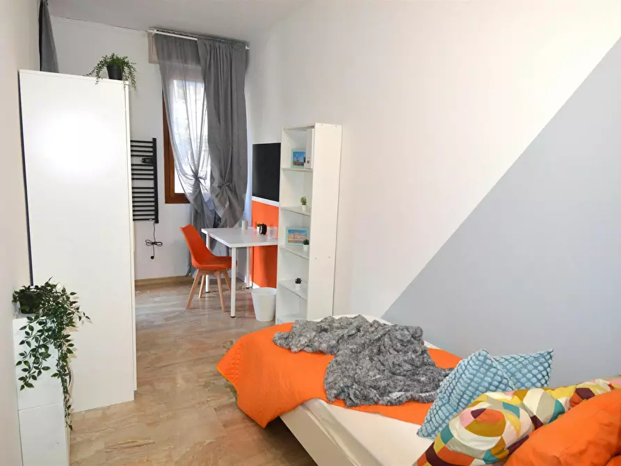 Immagine 2 di Camera in affitto  in Via Arsenio Crespellani a Modena