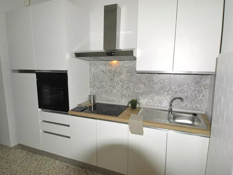 Immagine 8 di Camera in affitto  in Viale Gaetano Storchi a Modena