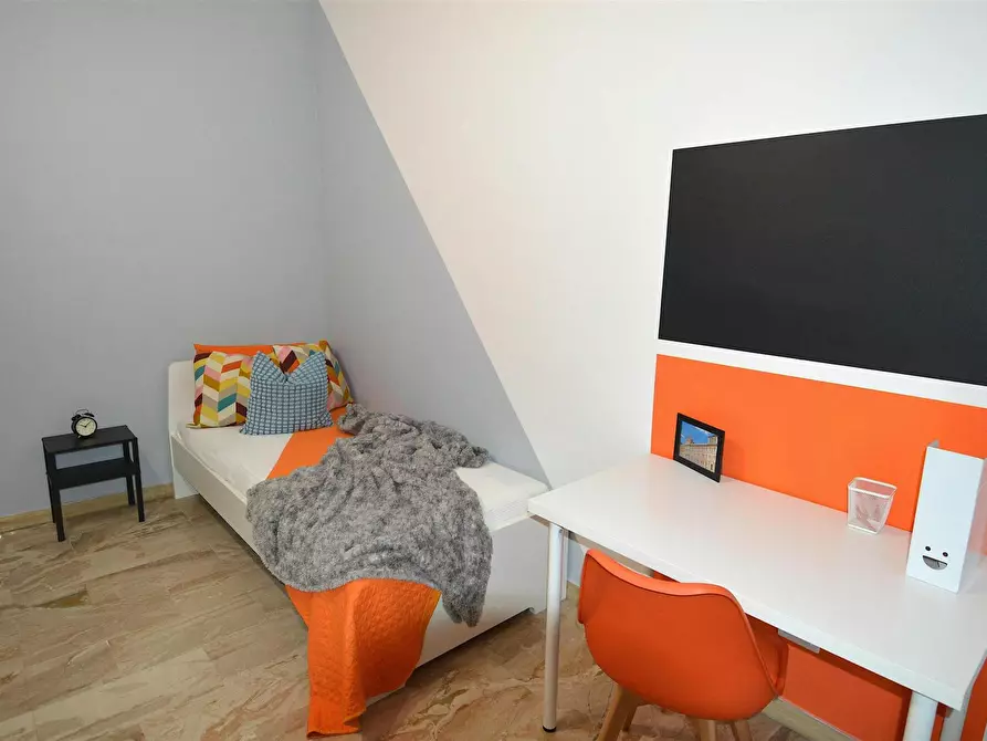 Immagine 2 di Camera in affitto  in Via Arsenio Crespellani a Modena