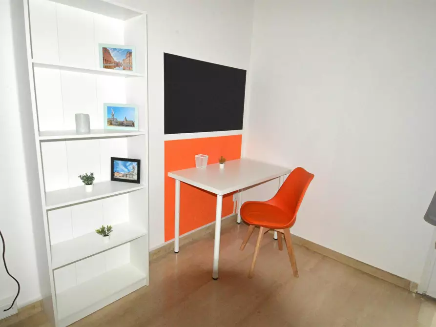 Immagine 5 di Camera in affitto  in Viale Gaetano Storchi a Modena