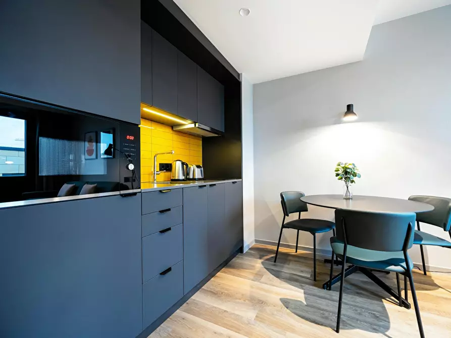 Immagine 9 di Appartamento in affitto  in Amelia-Mary-Earhart-Straße a Frankfurt am Main