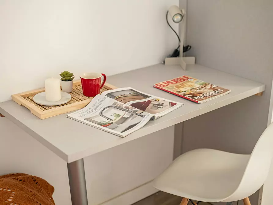 Immagine 2 di Camera in affitto  in Carrer de l'Hospital a Barcelona