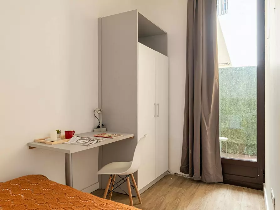 Immagine 2 di Camera in affitto  in Carrer de l'Hospital a Barcelona