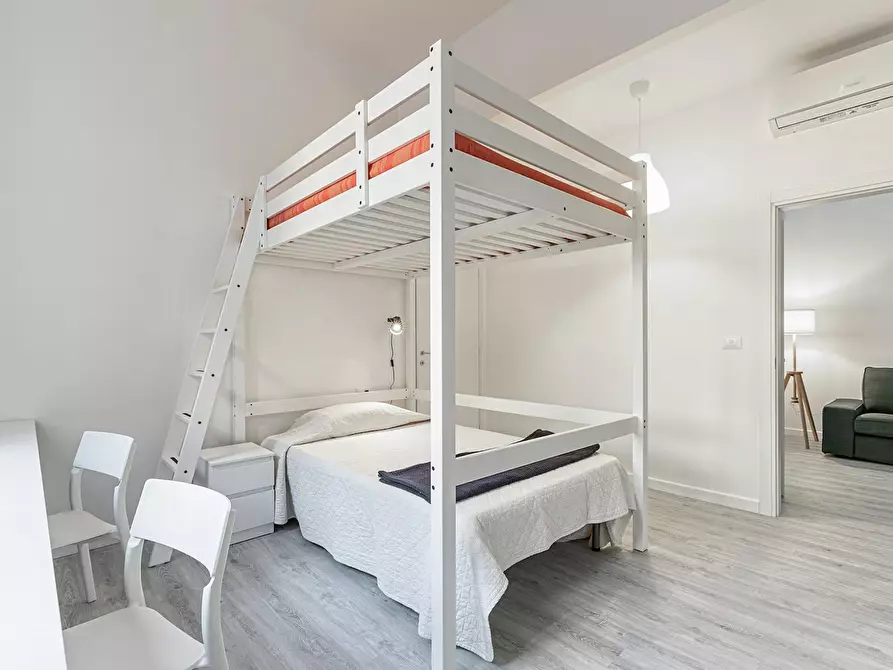 Immagine 9 di Camera condivisa in affitto  in Via Ugo Bassi a Bologna