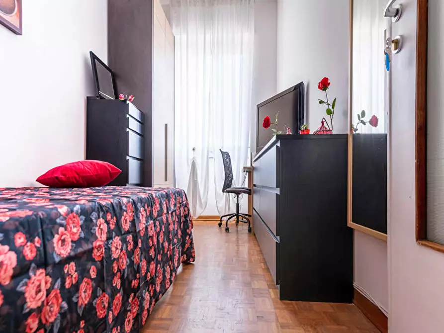 Immagine 1 di Camera in affitto  in Via Privata Poggibonsi a Milano