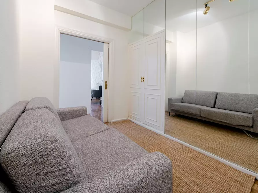 Immagine 9 di Camera in affitto  in Calle de Raimundo Fernández Villaverde a Madrid