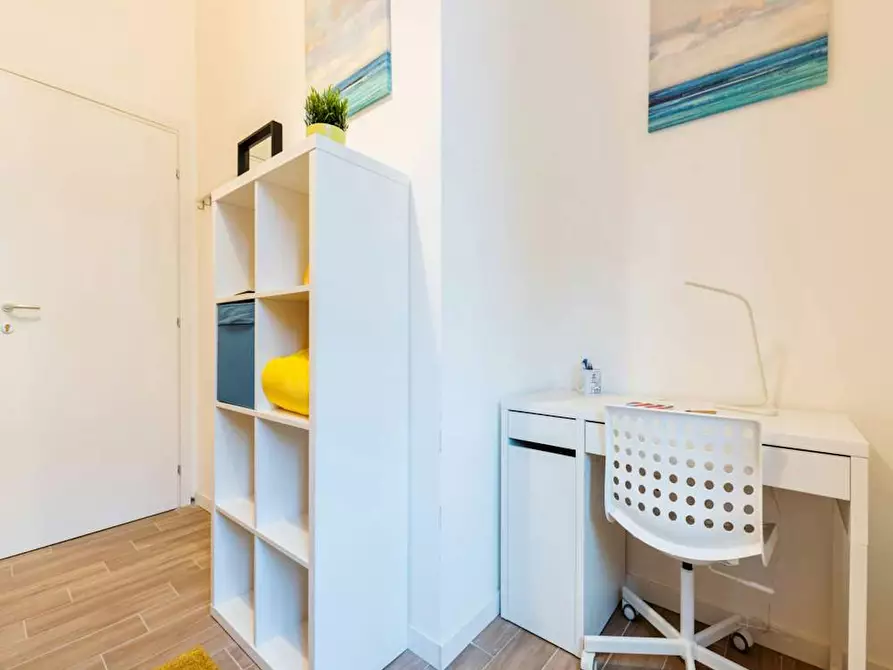 Immagine 6 di Camera in affitto  in Viale Alfredo Oriani a Bologna