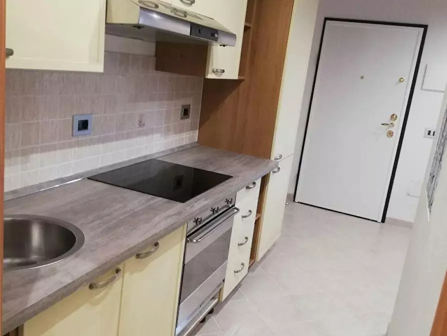 Immagine 8 di Appartamento in affitto  in Via della Chiesa Rossa a Milano