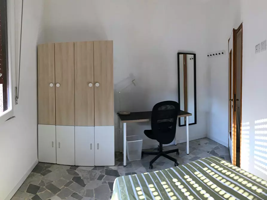 Immagine 7 di Camera in affitto  in Via Luigi Scrosati a Milano
