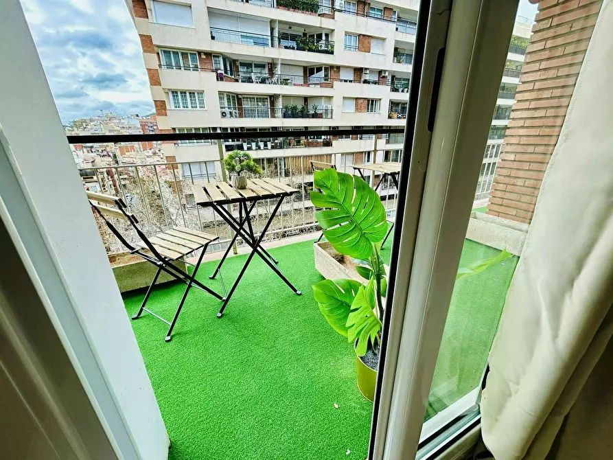 Immagine 2 di Camera in affitto  in Carrer de Balmes a Barcelona