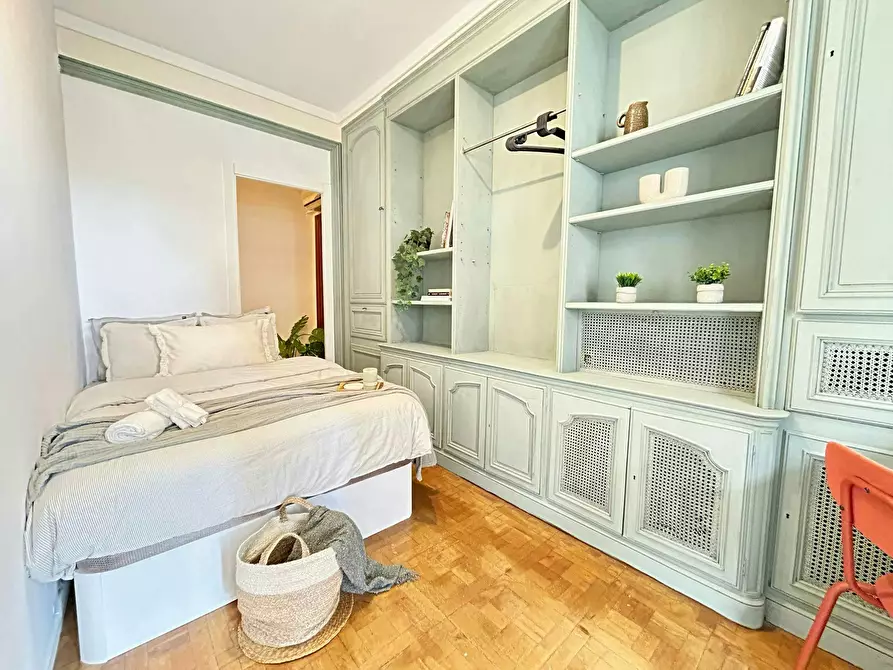 Immagine 1 di Camera in affitto  in Carrer de Balmes a Barcelona