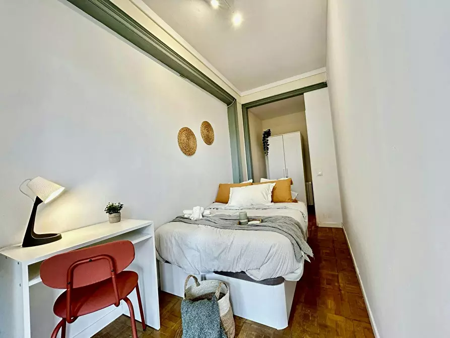 Immagine 3 di Camera in affitto  in Carrer de Balmes a Barcelona