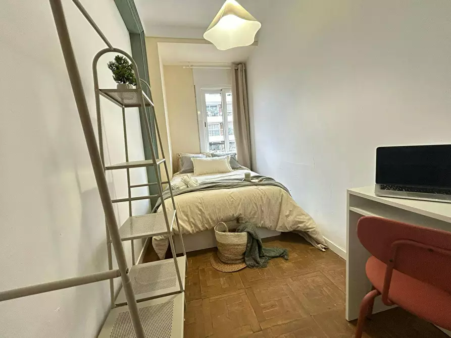 Immagine 4 di Camera in affitto  in Carrer de Balmes a Barcelona