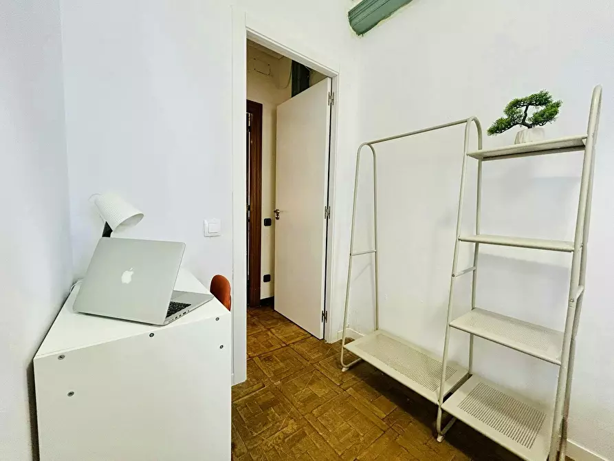 Immagine 2 di Camera in affitto  in Carrer de Balmes a Barcelona
