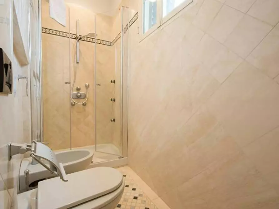 Immagine 3 di Camera in affitto  in Via San Quirico a Siena