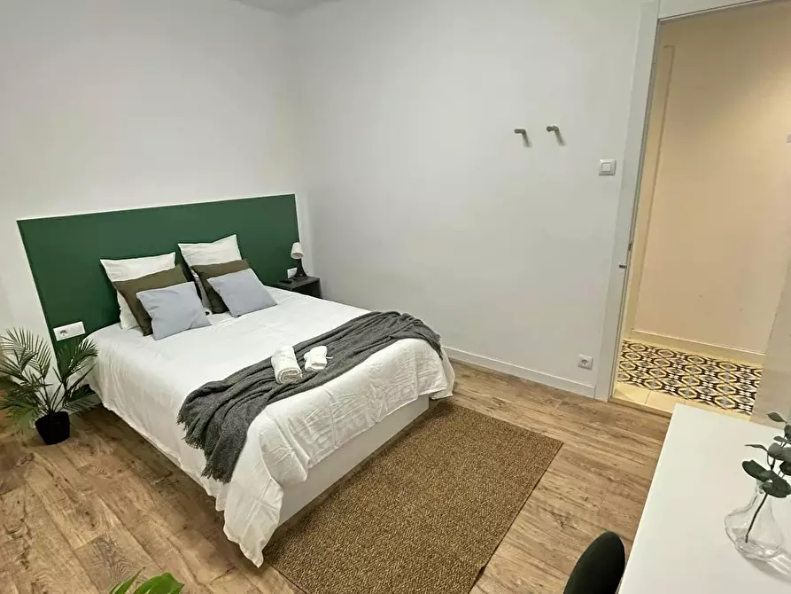 Immagine 2 di Camera in affitto  in Passeig de l'Exposició a Barcelona