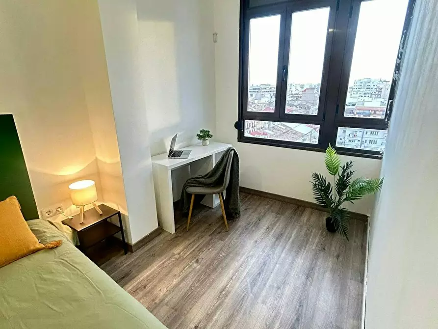 Immagine 2 di Camera in affitto  in Carrer de Xàtiva a Valencia