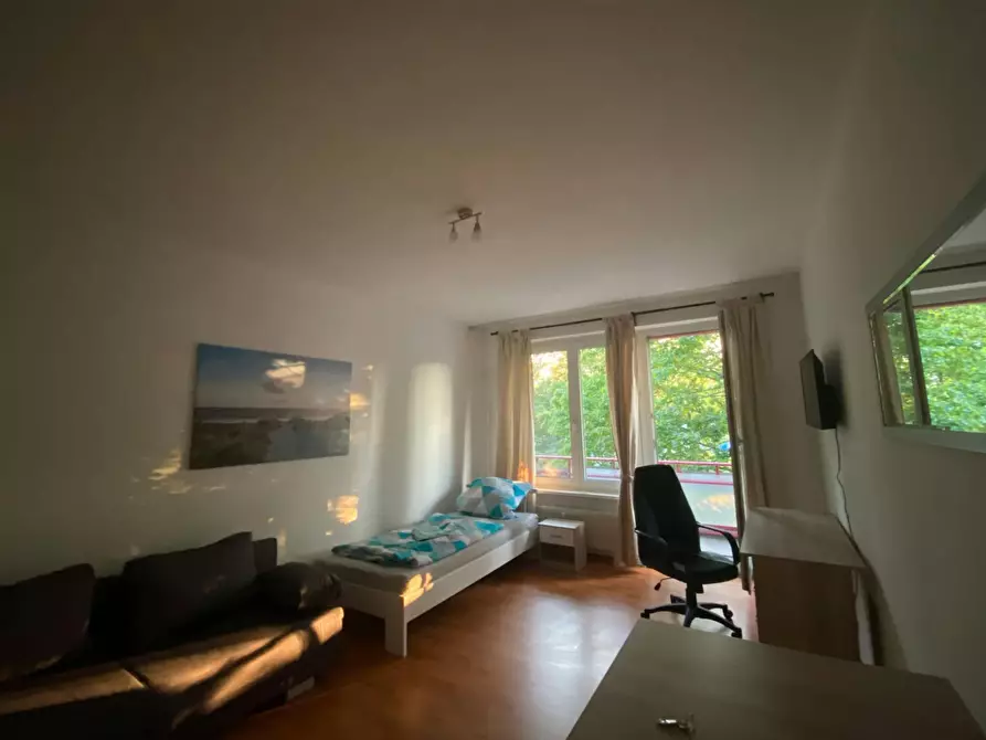 Immagine 1 di Appartamento in affitto  in Platanenweg a Berlin