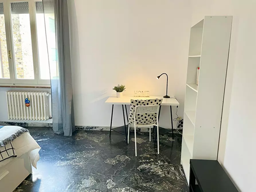 Immagine 10 di Camera in affitto  in Via Frusa a Firenze