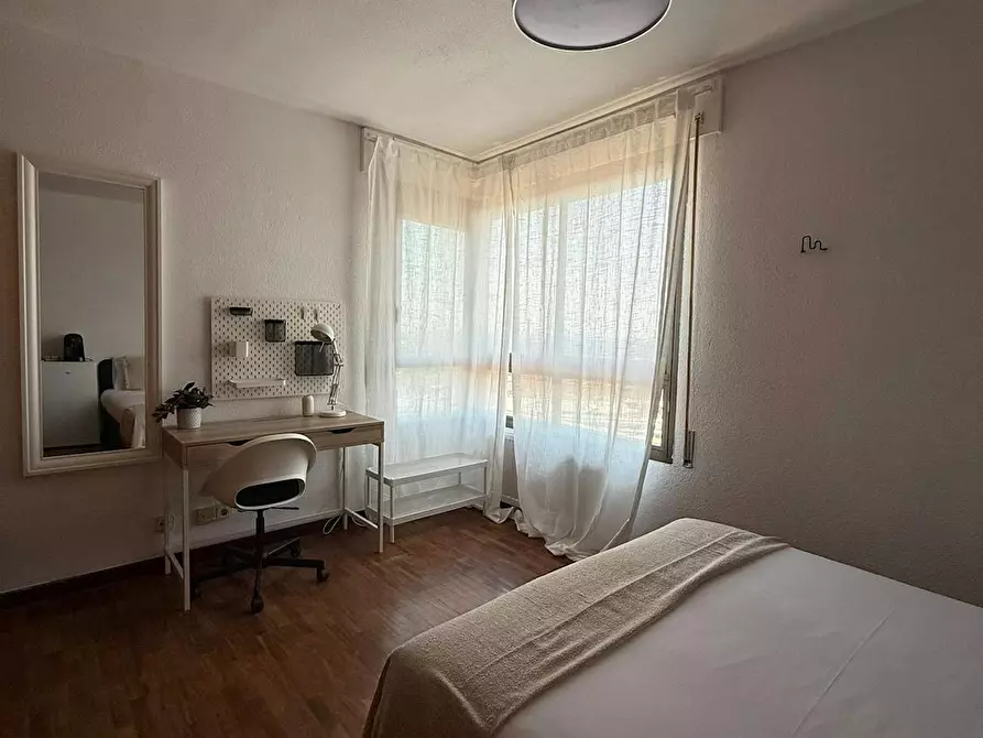 Immagine 3 di Camera in affitto  in Calle de Cardenal Marcelo Spínola a Madrid