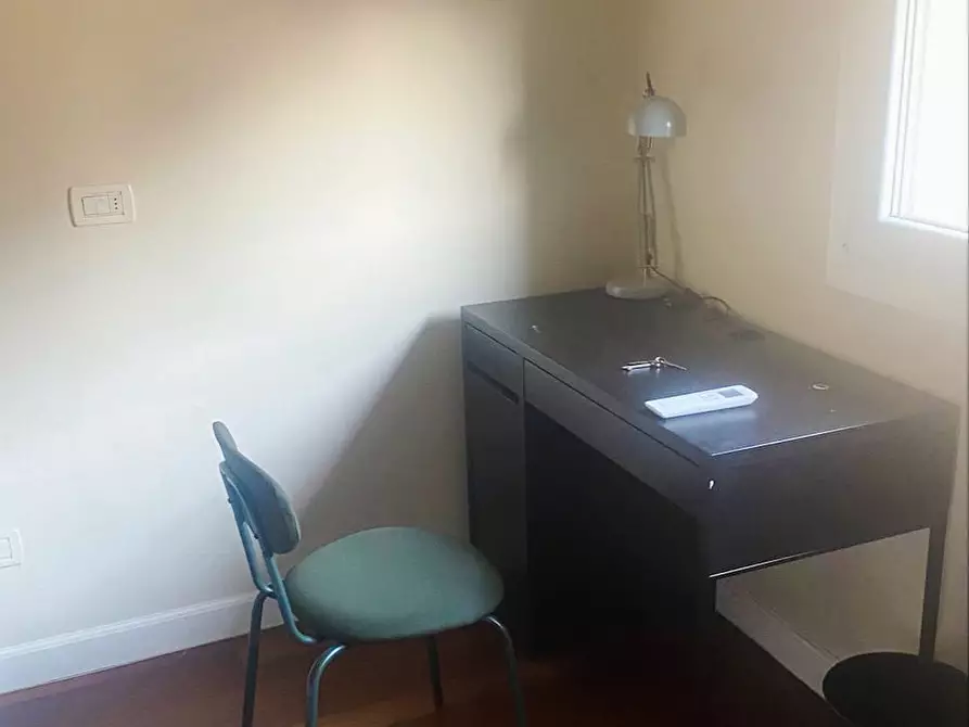 Immagine 1 di Camera in affitto  in Via Giovanni Brugnoli a Bologna