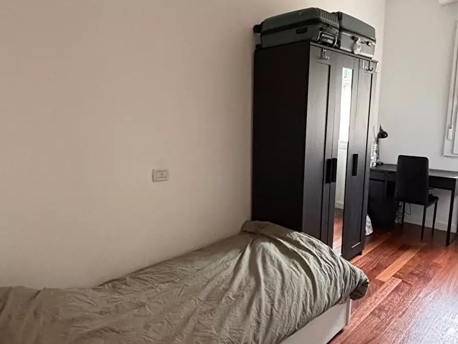 Immagine 1 di Camera in affitto  in Via Giovanni Brugnoli a Bologna