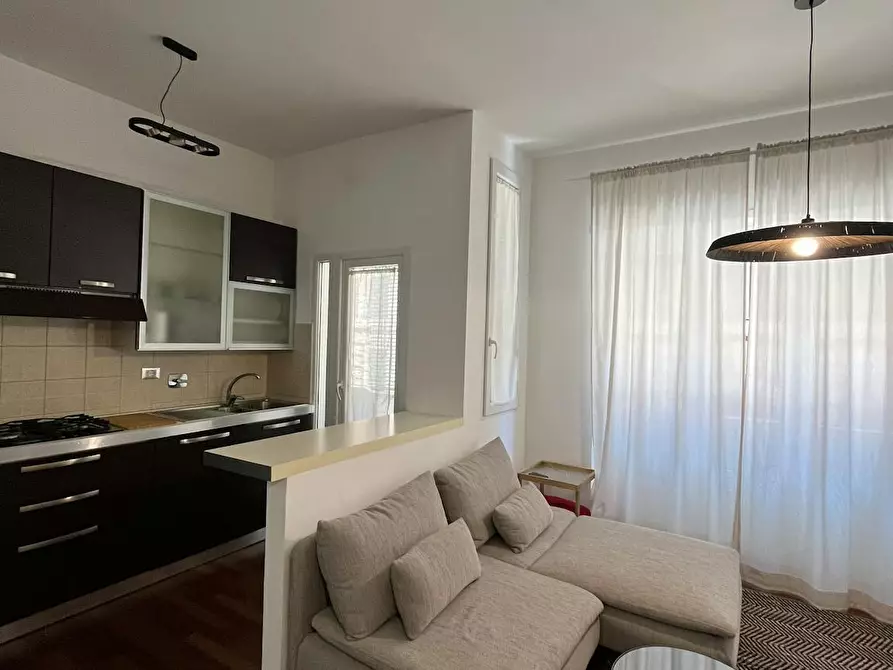 Immagine 6 di Appartamento in affitto  in Via Muzio Attendolo a Roma