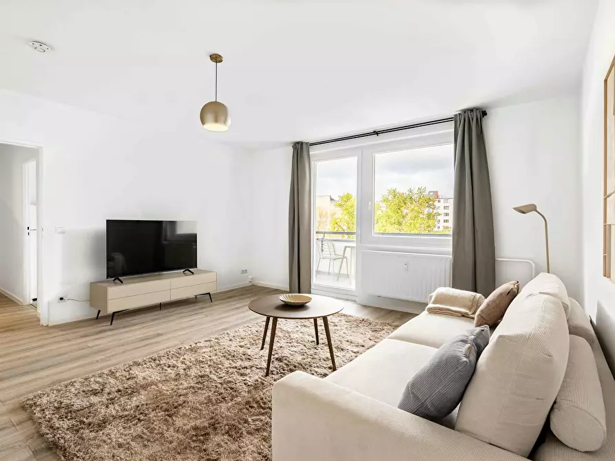 Immagine 1 di Appartamento in affitto  in Mehringdamm a Berlin Kreuzberg
