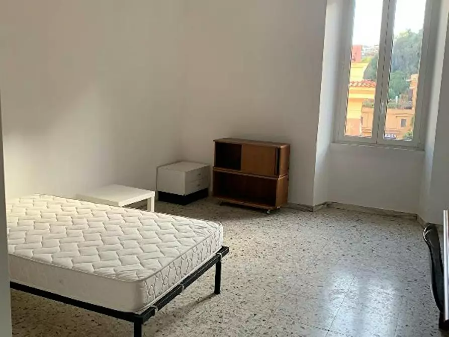 Immagine 2 di Camera in affitto  in Via Pietro Sterbini a Roma