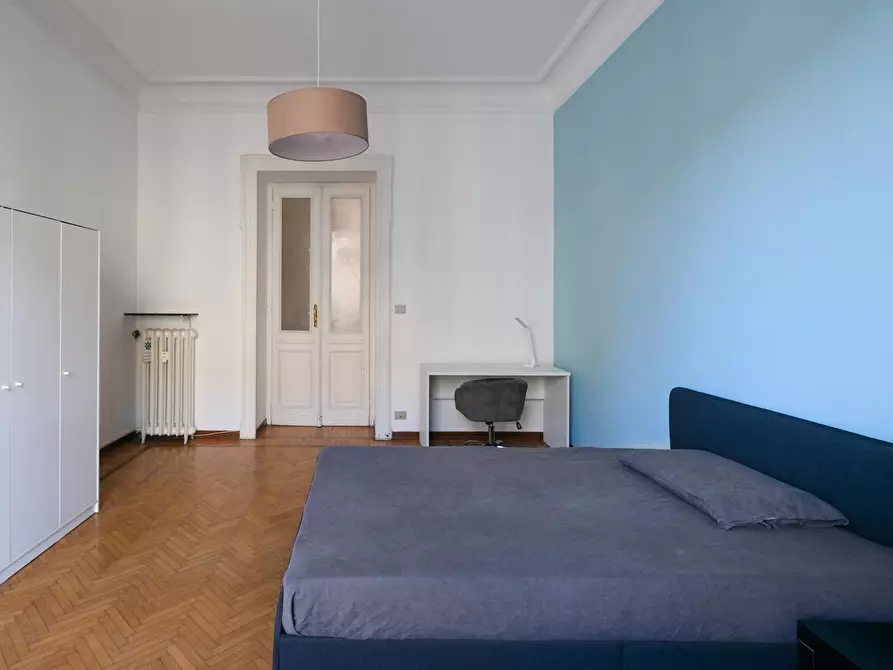 Immagine 5 di Camera in affitto  in Corso Svizzera a Torino