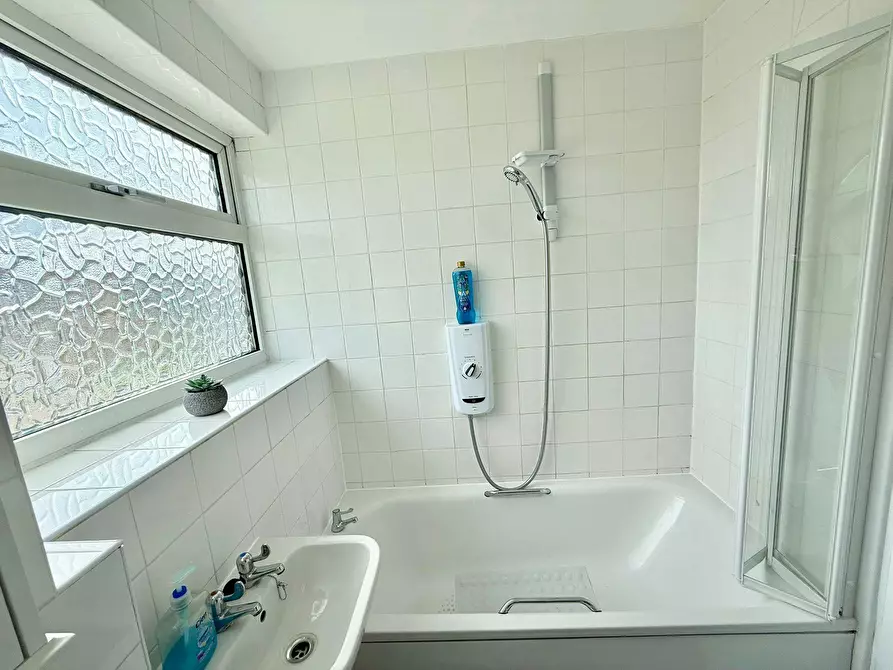 Immagine 4 di Appartamento in affitto  in Shalcross Drive a Broxbourne