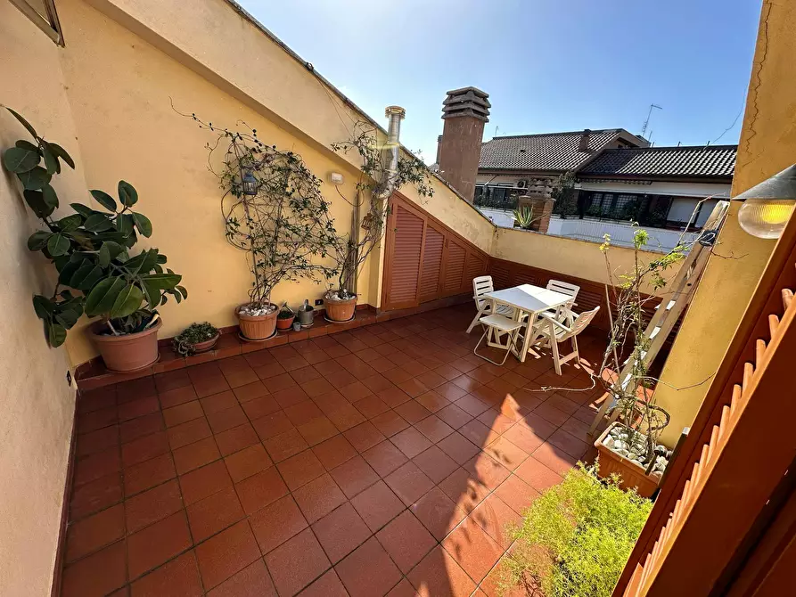Immagine 5 di Appartamento in affitto  in Via Montaione a Roma